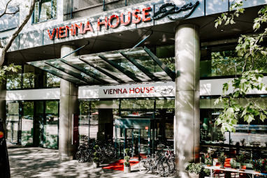 Vienna House Easy by Wyndham Berlin Prenzlauer Berg: Vista exterior