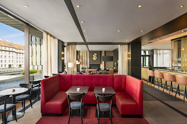 Vienna House by Wyndham Diplomat Prague: Bar/Lounge