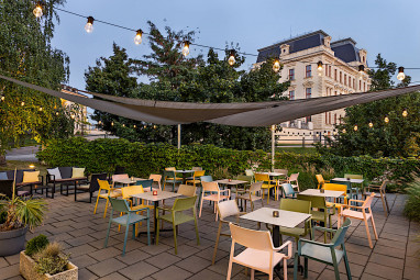 Vienna House Easy Pilsen: Restaurante