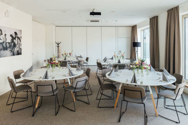Vienna House by Wyndham MQ Kronberg: Sala de conferencia